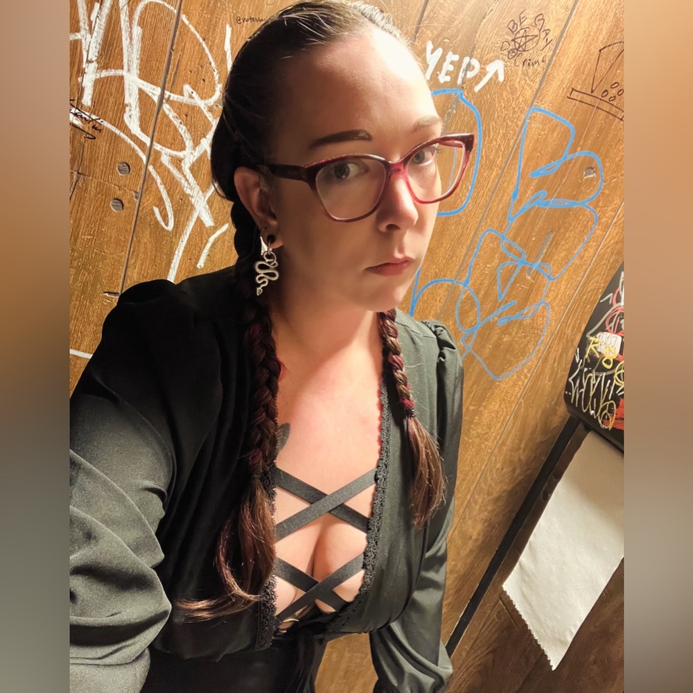 Welcome to my closet! ❤️